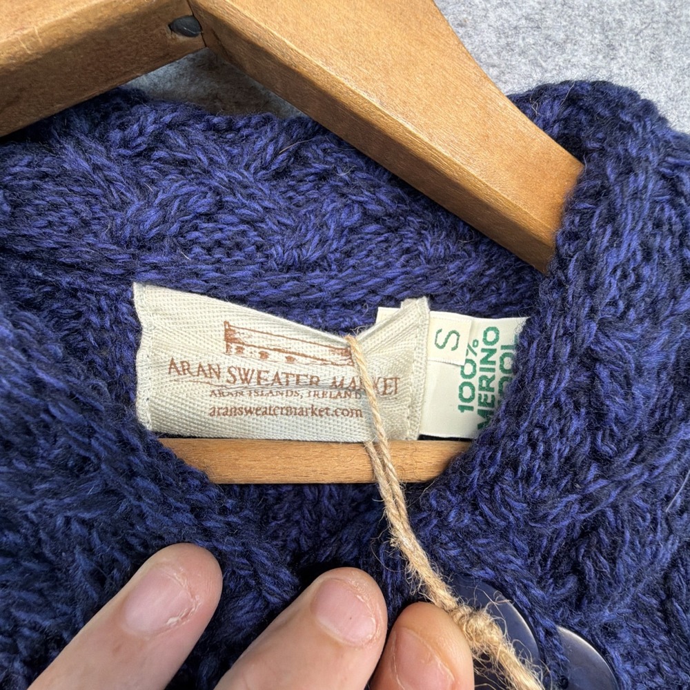 Aran Sweater Market Cable Knit Cardigan 100% Merino Wool Made In Ireland Size S - Picture 2 of 7